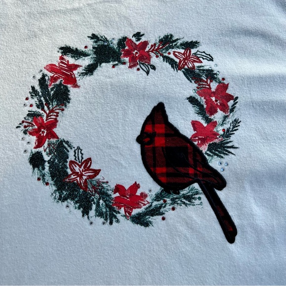 CROFT & BARROW LONG SLEEVED CHRISTMAS WREATH TEE with A TOUCH OF BLING - Picture 7 of 16